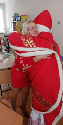 803b6d0c-9c10-417d-a64c-d652e7780160