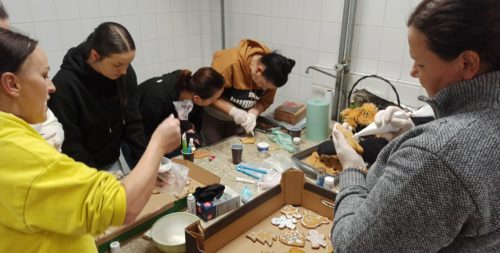 35017eae-7d09-4a0a-963d-b900030da6b5