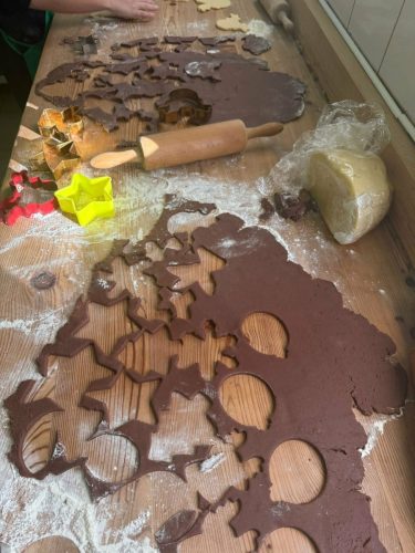 16ca49d1-5e38-46b1-a108-fe9cdcf1a0e9