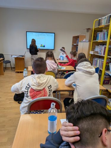 PXL 20251119 133049098