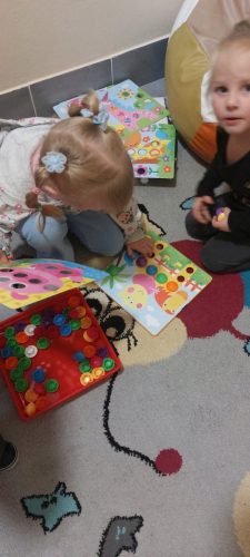 przedszkolaki-w-sali-terapeutycznej-8