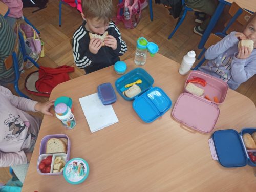 Messenger creation BF4F7054-4C4C-4658-8E3B-2EAEF96C1B16